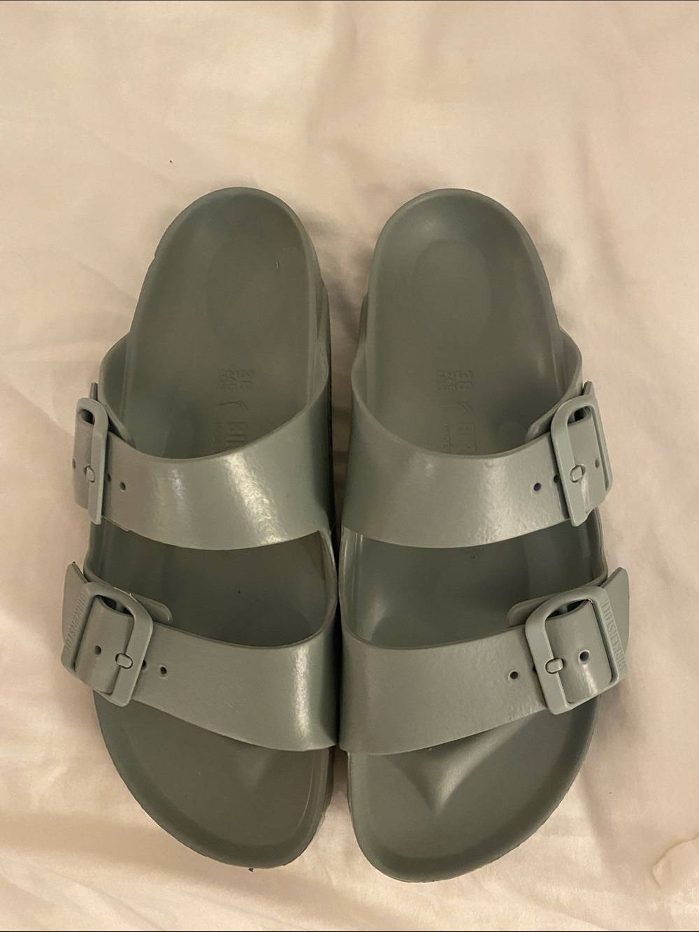 BRAND NEW Birkenstock Eva sandals in Sage Green